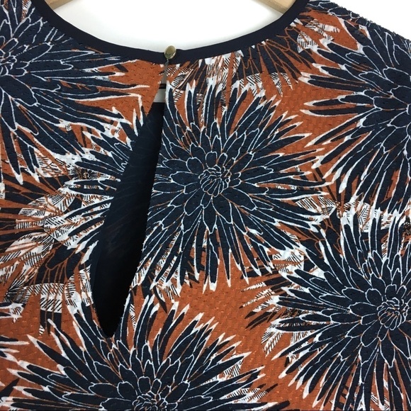 H&M Blouse Top Floral Sheer Flowy Long Sleeve Textured Lightweight Size 8 NWT - Picture 7 of 11